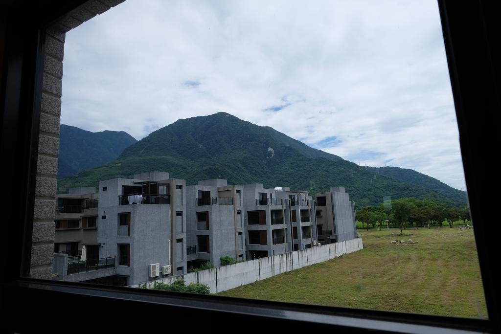 Iliving B&B Hualien Eksteriør billede